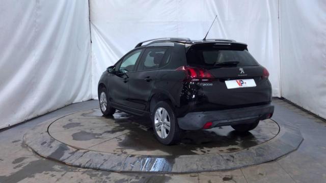 Peugeot 2008 image 8