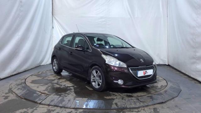 Peugeot 208 image 3
