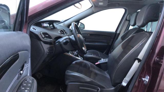 Renault Scénic image 2