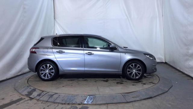 Peugeot 308 image 7