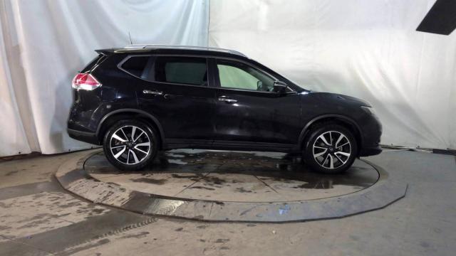 Nissan X-Trail image 1