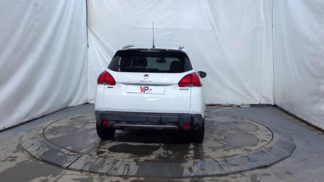 Peugeot 2008 image 5