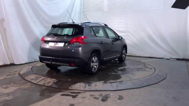 Peugeot 2008 image 1