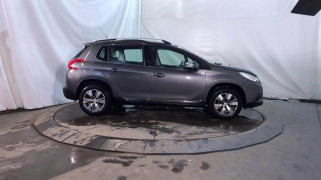 Peugeot 2008 image 5