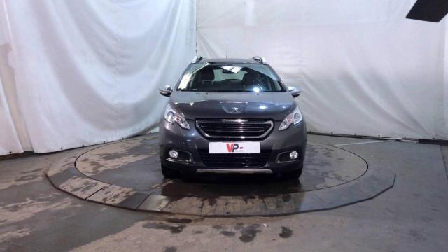 Peugeot 2008 image 2