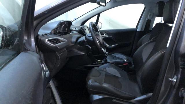 Peugeot 2008 image 6