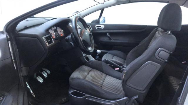 Peugeot 307 Cc image 8
