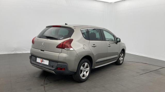 Peugeot 3008 image 2