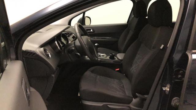 Peugeot 3008 image 3