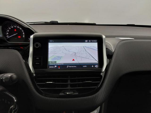 Peugeot 208 image 5