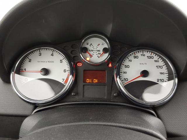 Peugeot 207 Cc image 8