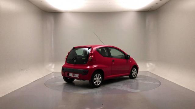 Peugeot 107 image 8