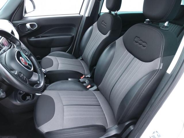 Fiat 500l image 7