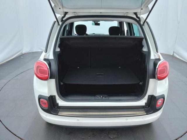 Fiat 500l image 2