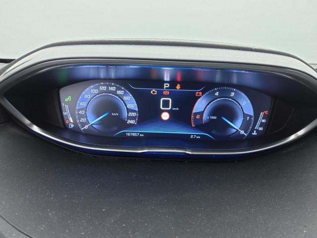 Peugeot 5008 image 1