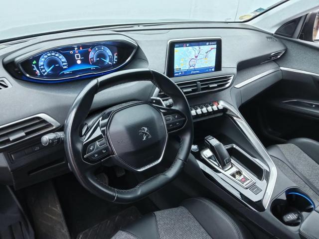 Peugeot 5008 image 8
