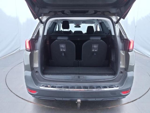 Peugeot 5008 image 6