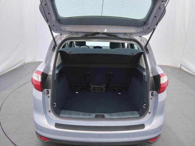 Ford C-Max image 6