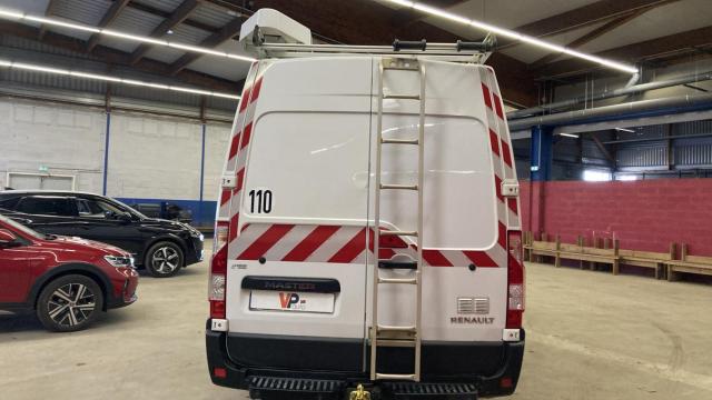 Renault Master image 4