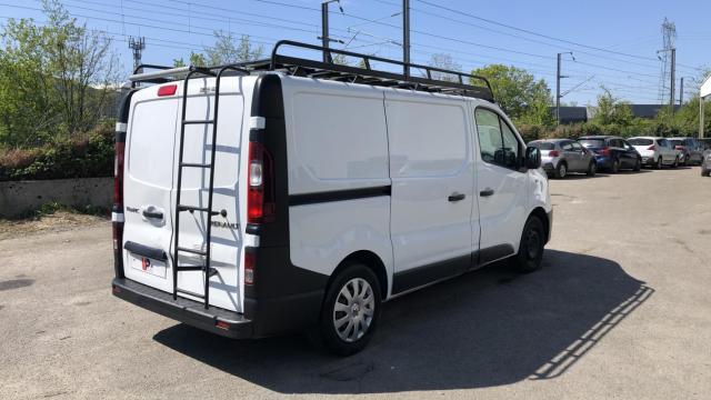 Renault Trafic image 7