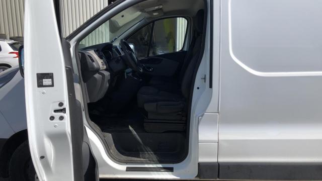 Renault Trafic image 3