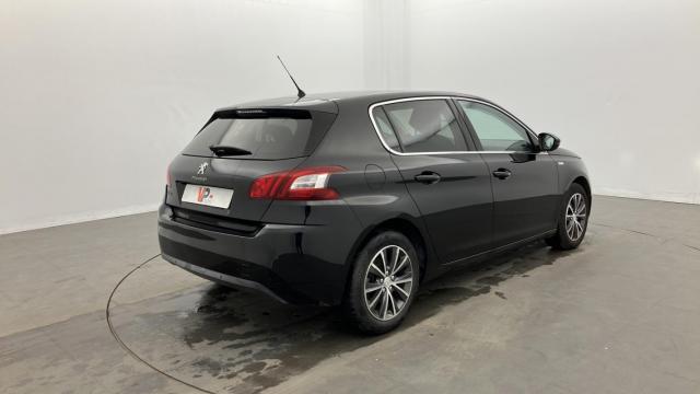 Peugeot 308 image 6