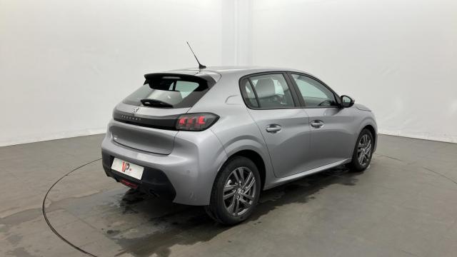 Peugeot 208 image 2