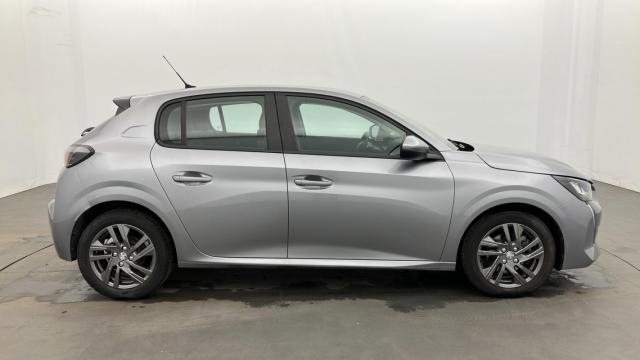Peugeot 208 image 5