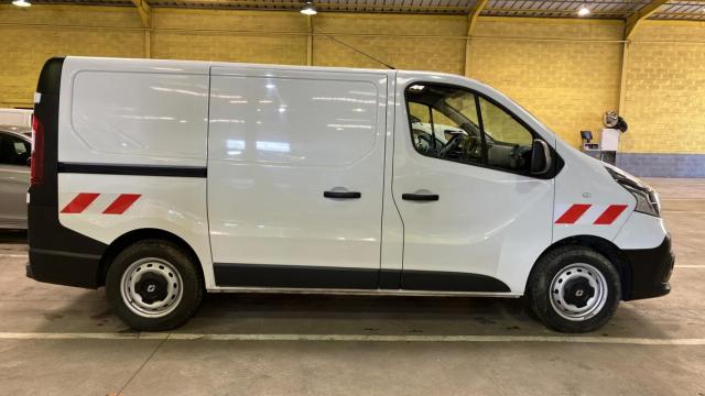 Renault Trafic image 4