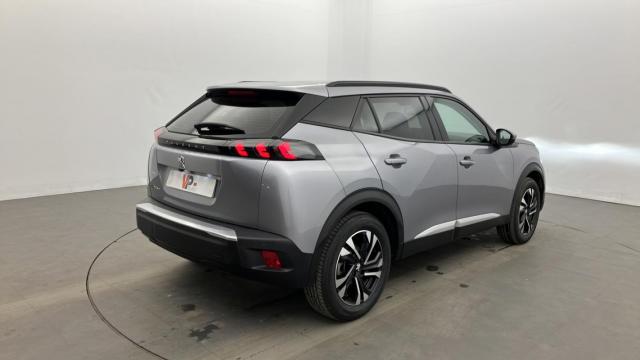 Peugeot 2008 image 2