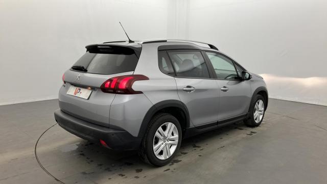 Peugeot 2008 image 2