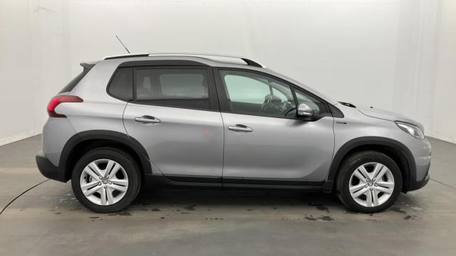 Peugeot 2008 image 3