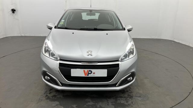 Peugeot 208 image 1