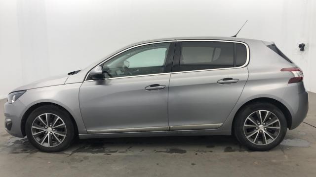 Peugeot 308 image 3