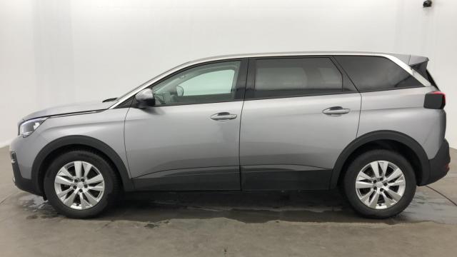 Peugeot 5008 image 3