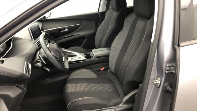 Peugeot 5008 image 6