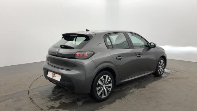 Peugeot 208 image 2