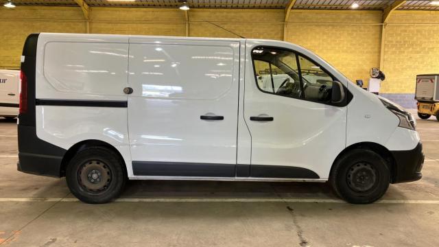 Renault Trafic image 3