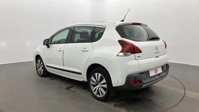 Peugeot 3008 image 2