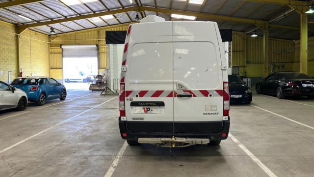 Renault Master image 1