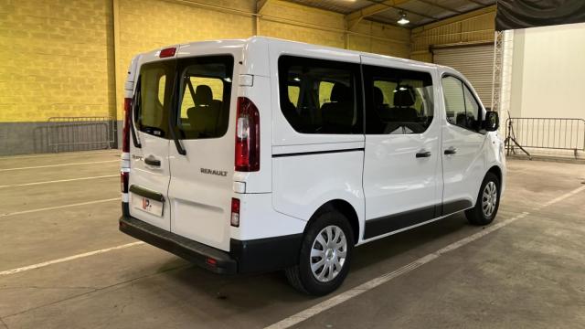 Renault Trafic image 8