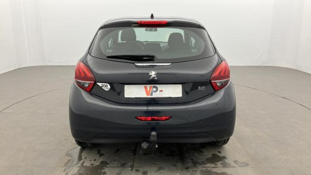 Peugeot 208 image 1