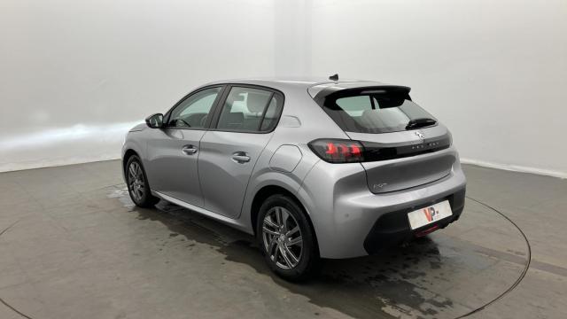Peugeot 208 image 3