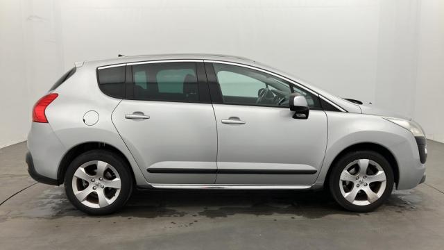 Peugeot 3008 image 8