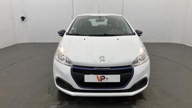 Peugeot 208 image 7