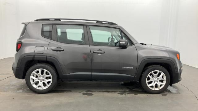 Jeep Renegade image 2
