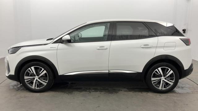Peugeot 3008 image 3