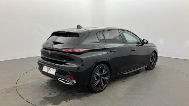 Peugeot 308 image 8