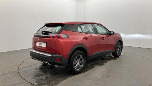 Peugeot 2008 image 2