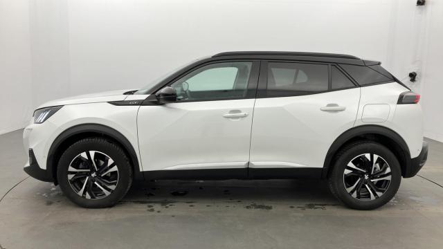 Peugeot 2008 image 3